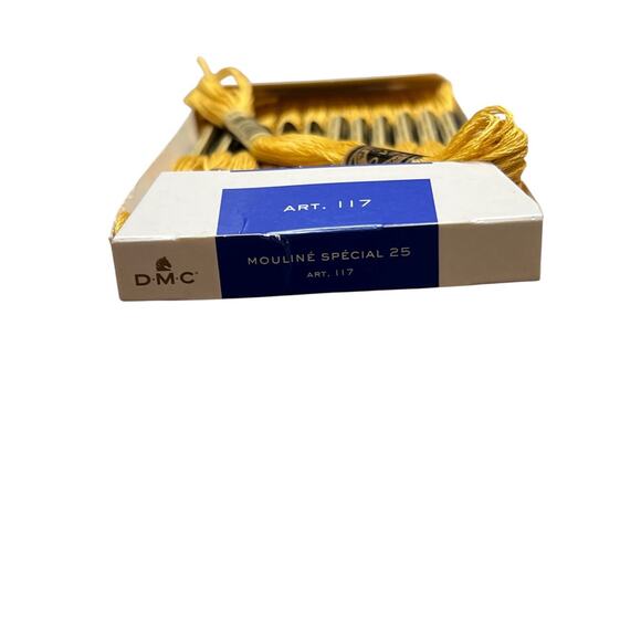 BRAND NEW DMC Floss #3821 STRAW ** 12 Skeins for $10.25 ** Yellow Gold - Picture 6 of 10